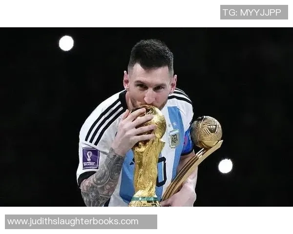 足球明星背后的辛酸故事与荣耀对比揭示职业生涯的艰辛与挑战