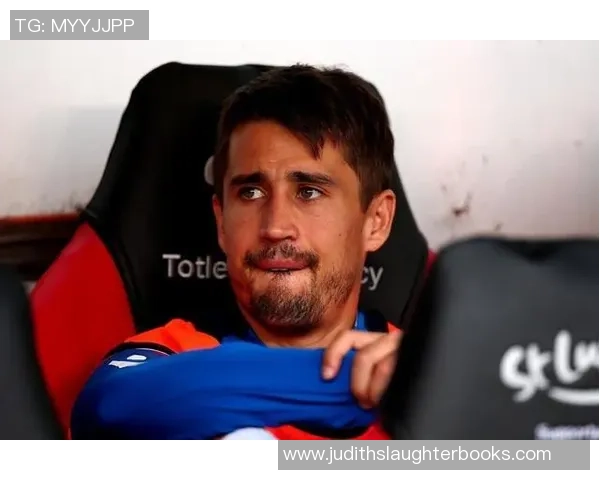 高清图片展示男足球明星风采与魅力尽在其中